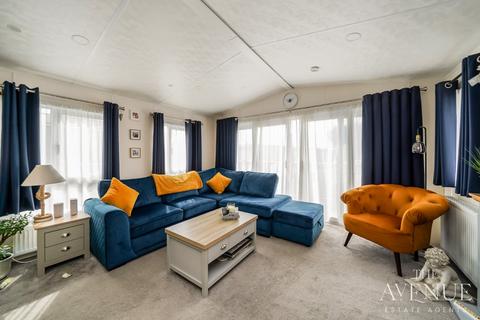 undefined, Burnham-On-Crouch, Essex, CM0