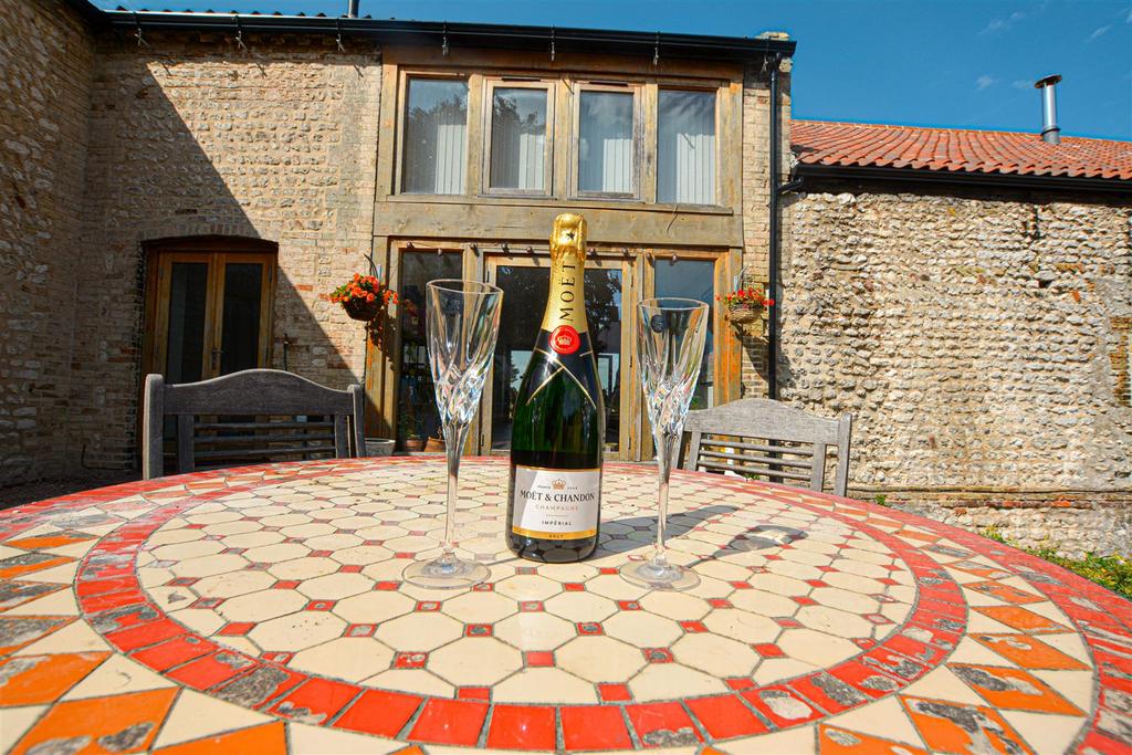Champagne.jpg