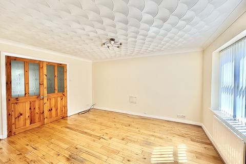 19 Chelford Close, Prenton, CH43 7NJ