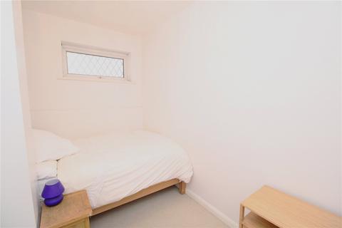1 bedroom apartment to rent, Central Hill, London, SE19