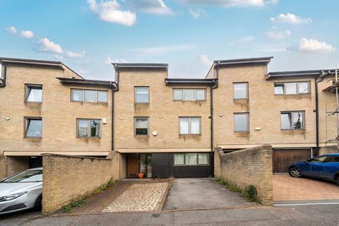 4 bedroom terraced house for sale, Bannister Close, East Oxford