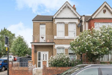 2 bedroom apartment for sale, Davis Road, London