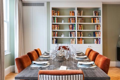 undefined, Chesham Street, Belgravia, London