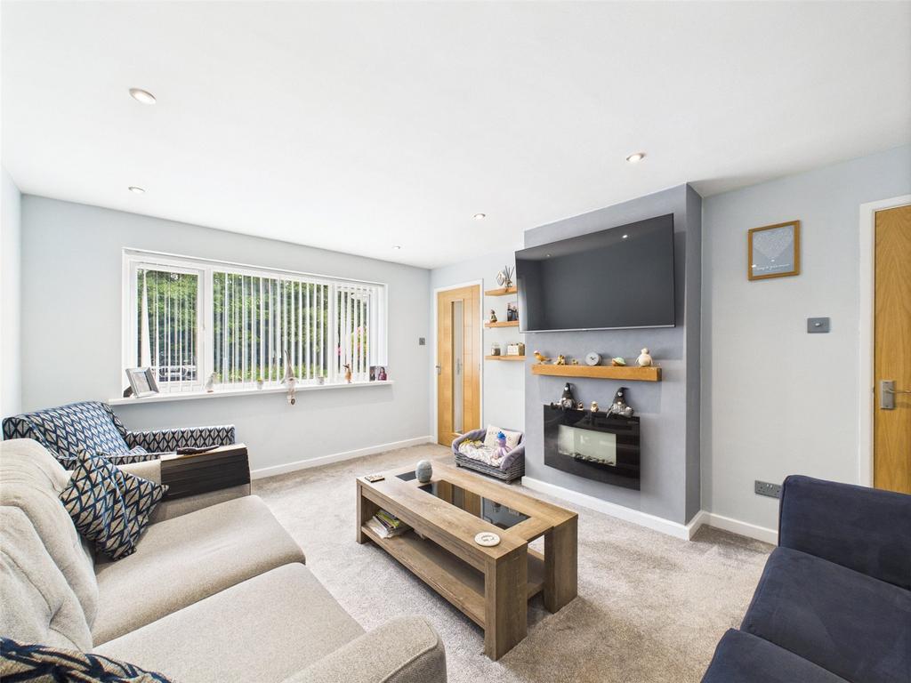 Living Room/Snug