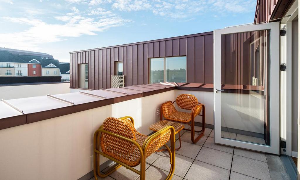 Dandara - Golding House, New Market Yard -...