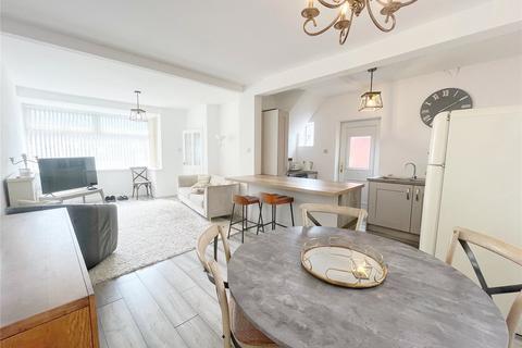 3 bedroom semi-detached house for sale, Barrowfields, Middleton, Manchester, M24