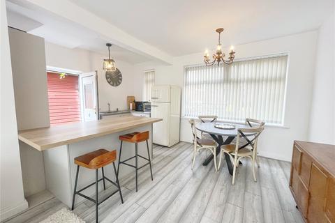 3 bedroom semi-detached house for sale, Barrowfields, Middleton, Manchester, M24