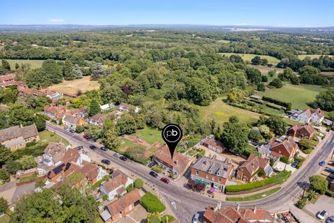 undefined, High Street, Horsham RH12