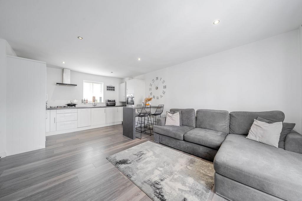 Kitchen Lounge