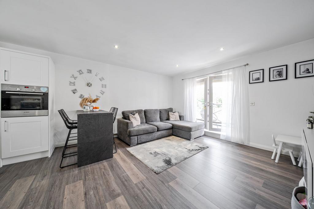 Kitchen Lounge