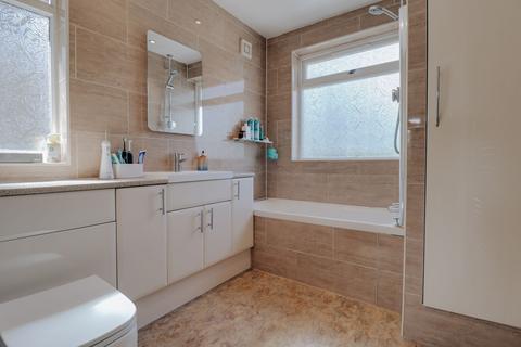 29 Rutherford Way, Bushey Heath, Bushey, WD23 1NJ