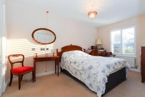2 bedroom retirement property for sale - Wildwood Court, Cedars Village, Chorleywood, Herts WD3