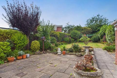 2 Edensor Close, North Wingfield, Chesterfield, S42 5JT