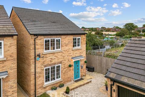 4 bedroom detached house for sale, Warren Court, Pontefract WF7