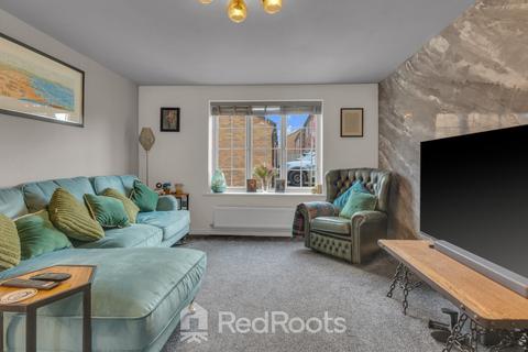 4 bedroom detached house for sale, Warren Court, Pontefract WF7