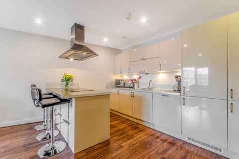 8 Bow Common Lane, London E3