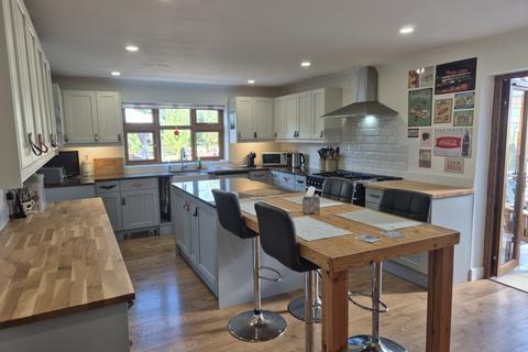 4 bedroom detached house for sale, Halton Road, Toynton St Peter, Spilsby, PE23