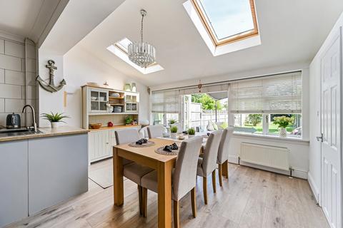 3 bedroom semi-detached house for sale, The Causeway, Petersfield, Hampshire
