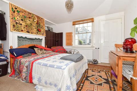 1 bedroom apartment for sale, Sandgate High Street, Sandgate, Folkestone, Kent