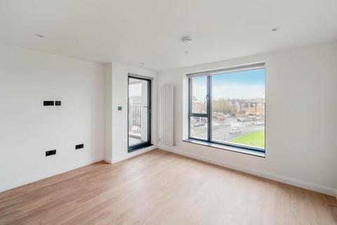 2 bedroom apartment to rent, Beagle Close, Mill Hill, NW7