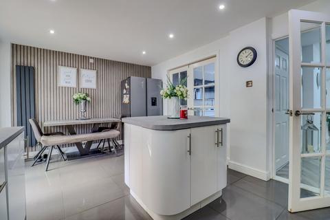 undefined, Packer Avenue, Leicester Forest East, LE3