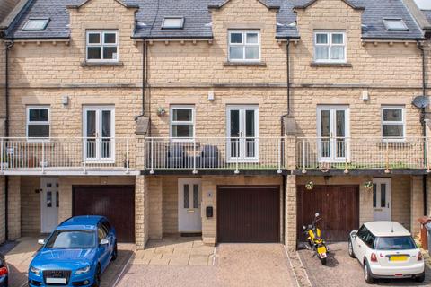 9 Cavendish Mews, Drighlington, Bradford, BD11 1DD
