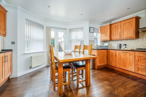 9 Cavendish Mews, Drighlington, Bradford, BD11 1DD