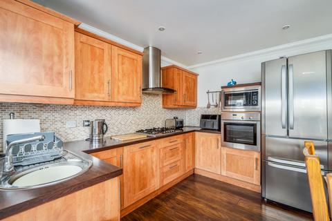 9 Cavendish Mews, Drighlington, Bradford, BD11 1DD