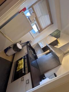 Studio to rent, 37 Cattedown Road, Studio 2
