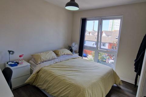 1 bedroom apartment to rent, 53 Chapel Street, Flat 10