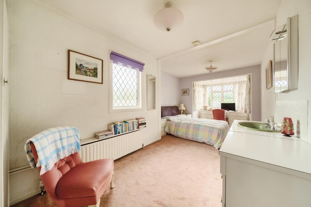 1336074-7-6894e4e...