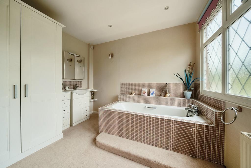 1336074-8-6894e4e...