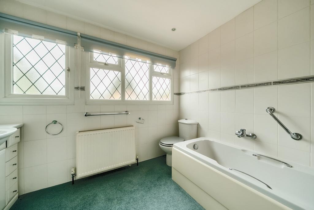 1336074-6-6894e4d...