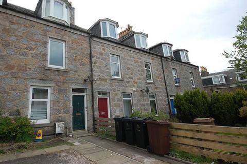 Holburn Road, First Floor Flat, Aberdeen, AB10