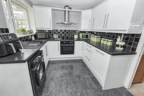 3 bedroom terraced house for sale, Kellett Lane, Leeds