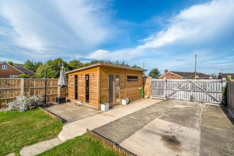 3 bedroom semi-detached house for sale, Main Road, Burn, Nr Selby