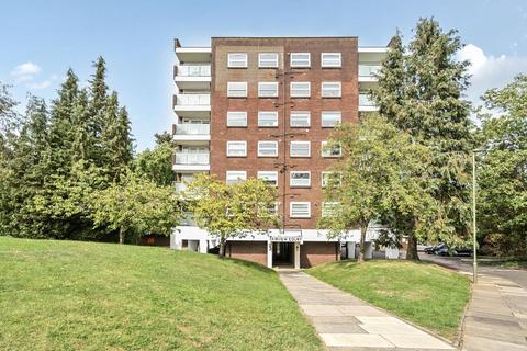 Linksway,  Hendon,  NW4