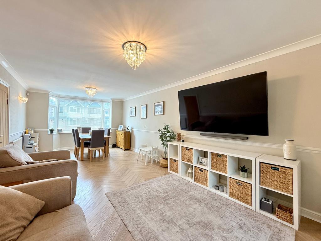 House in Solihull, Shirley - View 2