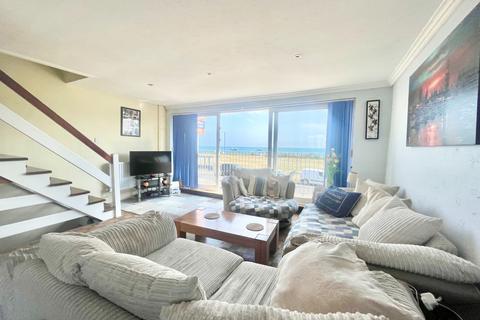 undefined, Kingsway, Selsey