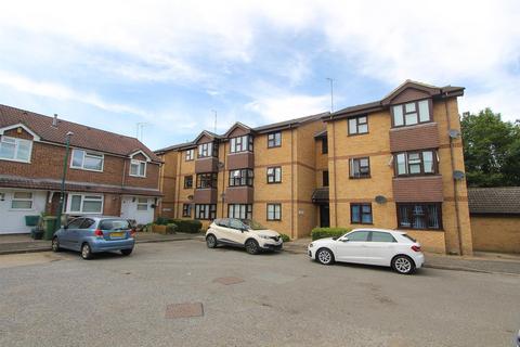 1 bedroom flat for sale, Whelan Way, Wallington SM6