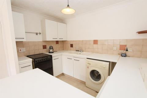 1 bedroom flat for sale, Whelan Way, Wallington SM6