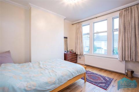 8 Clifton Road, London, N3 2AR