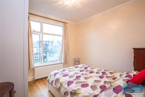 8 Clifton Road, London, N3 2AR