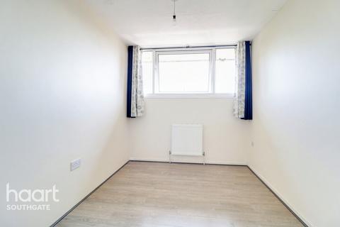 undefined, Oxford Gardens, London