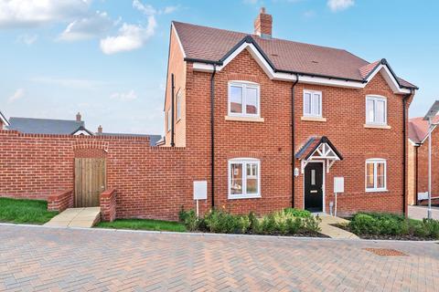 Selborne Park, Selborne Road, Alton, Hampshire, GU34