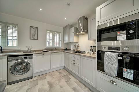 4 bedroom detached house for sale, Selborne Park, Selborne Road, Alton, Hampshire, GU34