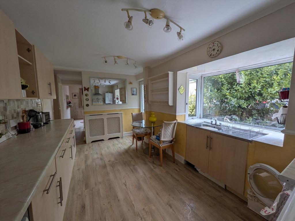 Kitchen 3