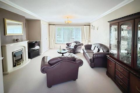 3 bedroom semi-detached house for sale, High Street, Shirley, Solihull