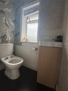82 Crossacres Road, Manchester, M22 5AB