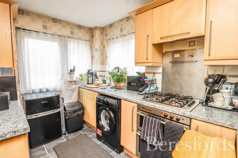 5 bedroom semi-detached house for sale, Clachar Close, Chelmsford, CM2
